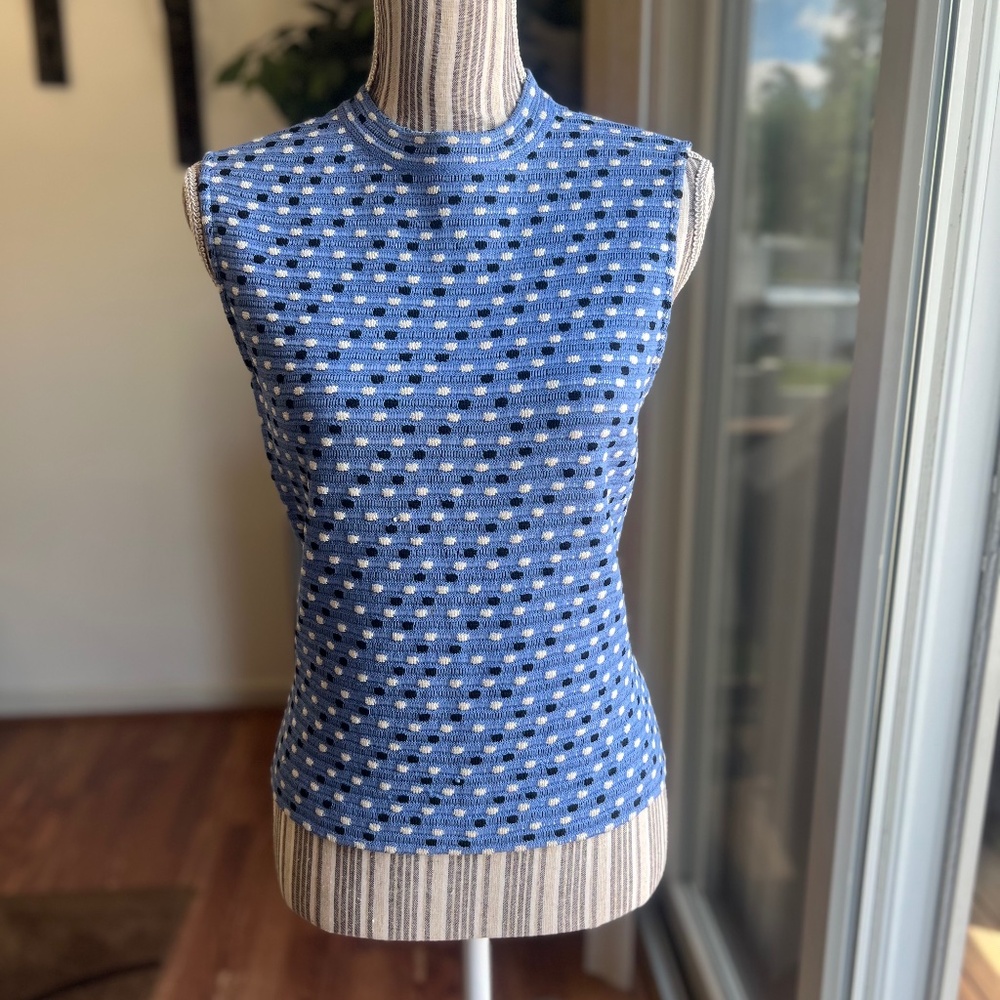 ST. JOHN Top